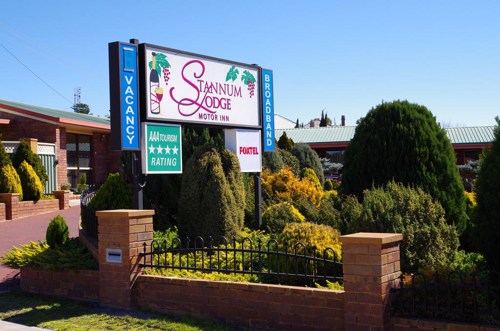 Stannum Lodge Motor Inn Stanthorpe Bagian luar foto
