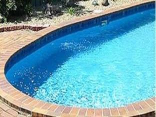 Stannum Lodge Motor Inn Stanthorpe Bagian luar foto